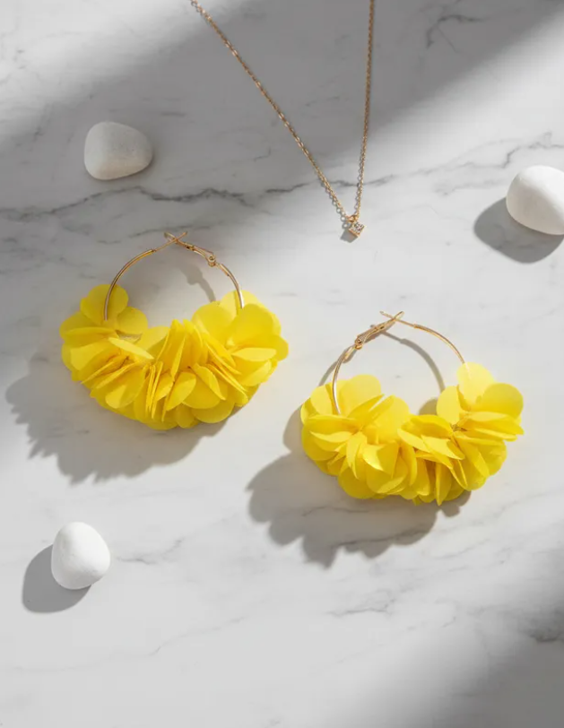 Aros Flor En Tela Amarillo/ Diseño Minimalista