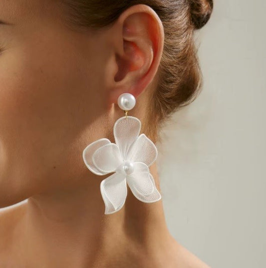 Aros "Colgantes de Gasa con Flores"