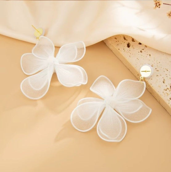 Aros "Colgantes de Gasa con Flores"