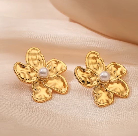 Aros "Flor con Perla"_Elegancia que se ve y se siente
