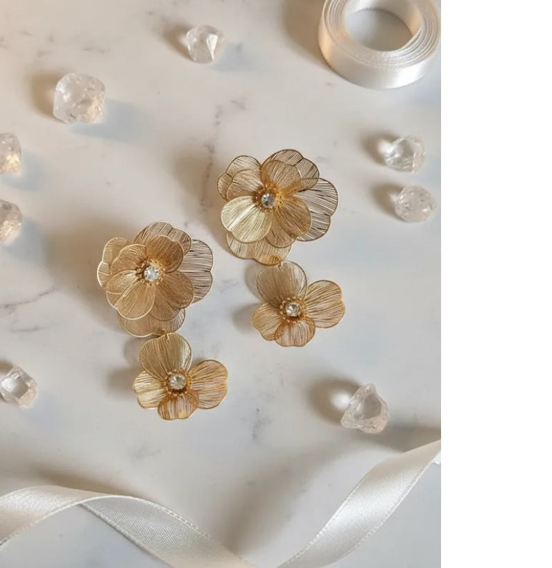 Aros «Doble Flor Calada» Dorado