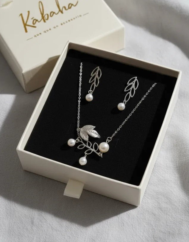 Conjunto "Cadena y aros de hojas" Plateado