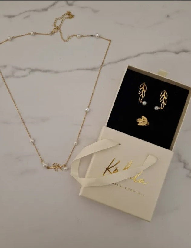 Conjunto "Cadena y aros de hojas" Dorado